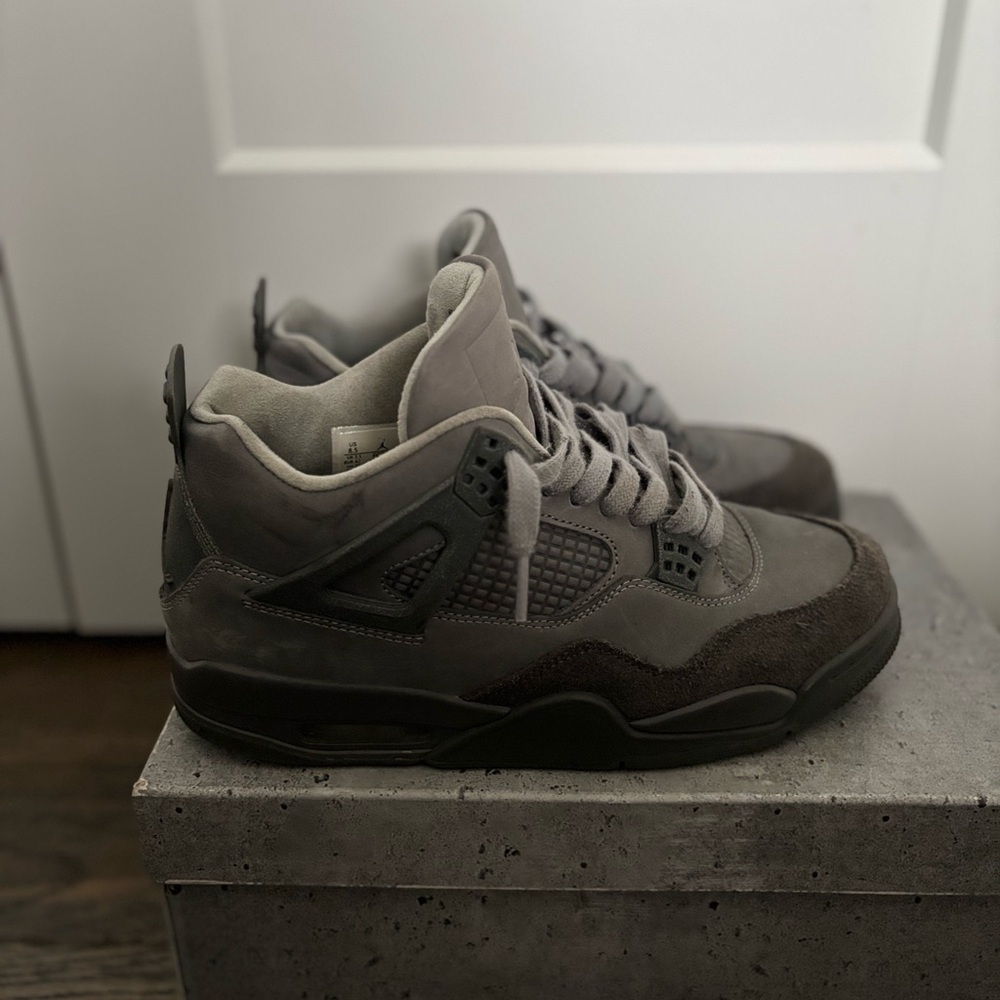 Jordan 4 "Wet Cement" Size 8.5 Good Condition​